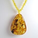 花珀吊坠 Flower Amber Pendant
