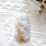 文书龙吊坠 Dragon Jadeite Pendant