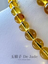 绿茶珀长串  Green Tea Amber Long Strand