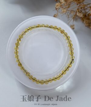 489403606_1248929763445060_7299850752685116241_n 绿茶珀手串 Green Tea Amber