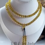 绿茶珀长串  Green Tea Amber Long Strand