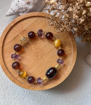 琥珀多宝手链 Amber Bracelet