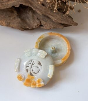 WhatsApp Image 2025-08-15 at 11.36.07 PM (1) 翡翠香炉 Jadeite Incense Burner