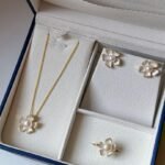 山茶花珍珠套装 Camellia Pearl Jewellery Set