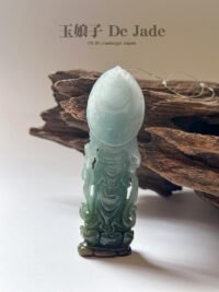站式观音吊坠 Standing Guan Yin Jadeite Pendant