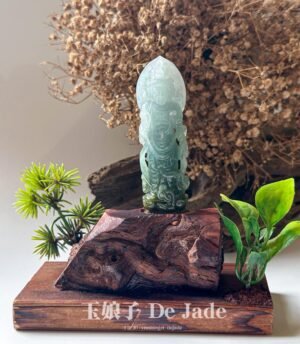 站式观音吊坠 Standing Guan Yin Jadeite Pendant