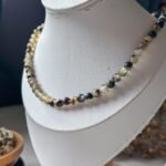 藏羚羊长串 Tibetan Antelope Long Bead Strand