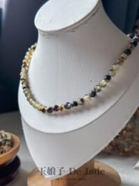 藏羚羊长串 Tibetan Antelope Long Bead Strand