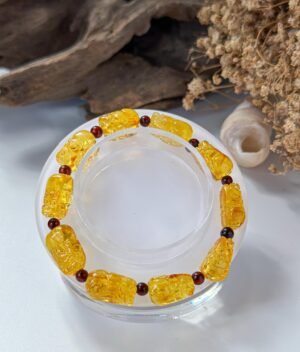 WhatsApp Image 2025-08-20 at 12.11.52 PM 貔貅琥珀手串 Pixiu Amber Bracelet
