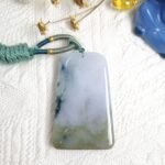 一对山水吊坠 Pair of Jadeite Landscape Pendants