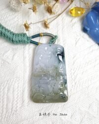 一对山水吊坠 Pair of Jadeite Landscape Pendants