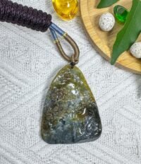 冰乌鸡山水吊坠 Landscape Pendant