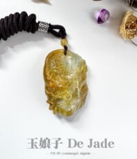 冰糖黄龙吊坠 Ice-Sugar Yellow Dragon Pendant
