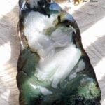 翡翠原石美女摆件 Raw Stone Jadeite Lady Ornament