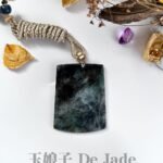冰乌鸡山水吊坠 Ice Black Jadeite Landscape Pendant