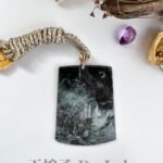 冰乌鸡山水吊坠 Ice Black Jadeite Landscape Pendant