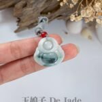 488461507_1242596537411716_7405636161132636395_n 飘蓝花笑佛 Laughing Buddha Pendant