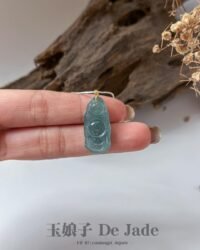 18K蓝水站式笑佛吊坠 Blue-Water Standing Laughing Buddha Pendant