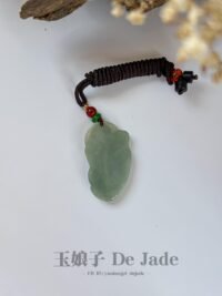 茶黄笑佛吊坠 Laughing Buddha Pendant