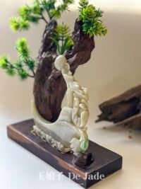 WhatsApp Image 2025-10-16 at 11.23.30 PM 月下美人翡翠摆件 Beauty Under the Moon Jade Ornament