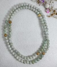 翡翠长串 Jadeite Long Bead Necklace