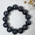 冰乌鸡翡翠手串 Icy Black Jadeite Bracelet