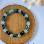 487450298_1241288420875861_6563788004647435574_n 飘蓝花桶珠手串 Blue Jadeite Barrel Bead Bracelet