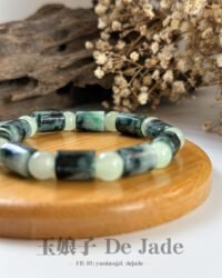 487759826_1241288614209175_1570632171969465276_n 飘蓝花桶珠手串 Blue Jadeite Barrel Bead Bracelet