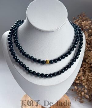 墨翠长串 Black Jadeite Necklace