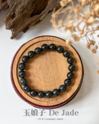 墨翠手串 Black Jadeite Bracelet