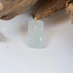 18K冰龙吊坠 Icy Dragon Jade Pendant