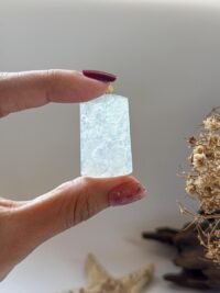 18K冰龙吊坠 Icy Dragon Jade Pendant