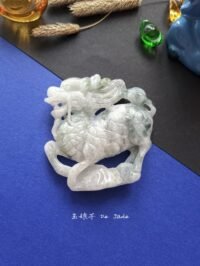 3D飘蓝花麒麟吊坠 Floating Blue Blossom Qilin Pendant
