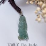 冰晴底关公吊坠 Icy Sunny Green Guan Gong Pendant