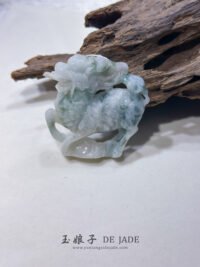 3D飘蓝花麒麟吊坠 Floating Blue Blossom Qilin Pendant