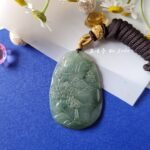 冰晴底山水吊坠 Icy Landscape Jade Pendant