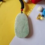 苹果绿山水吊坠 Apple Green Landscape Jade Pendant