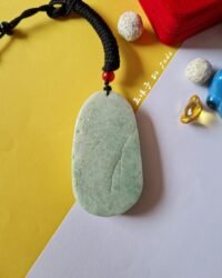 苹果绿山水吊坠 Apple Green Landscape Jade Pendant