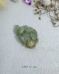 黄绿莲花翡翠吊坠 Yellow & Green Jade Lotus Pendant