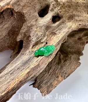 正阳绿蟾蜍 Imperial Yang Green Jade Toad
