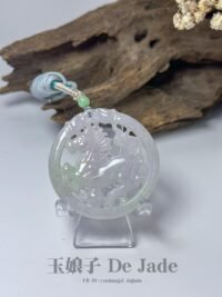 春彩马吊坠 Spring Color Jade Horse Pendant