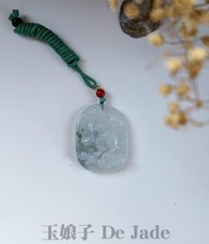 兔牌翡翠吊坠 Rabbit Plaque Jade Pendant