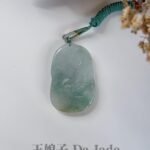 龙牌吊坠 Jadeite Dragon Pendant