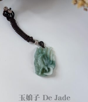 九尾狐翡翠吊坠 Nine-Tailed Fox Jade Pendant