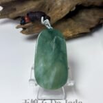 晴低老鹰翡翠吊坠 Eagle Jade Pendant