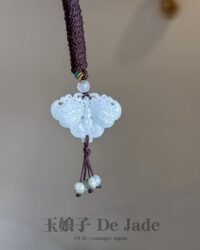 488888075_1242510360753667_7719237617665928360_n 淡蓝翡翠蝴蝶吊坠 Light Blue Jadeite Butterfly Pendant
