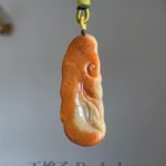 红翡龙牌吊坠 Red Jade Dragon Pendant