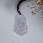紫龙牌吊坠 Purple Jadeite Dragon Pendant