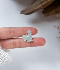 鸡翡翠吊坠 Jadeite Rooster Pendant