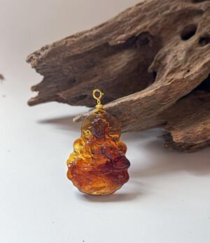 WhatsApp Image 2026-01-31 at 9.30.20 PM (1) 紫蜜观音吊坠 Purple Amber Guanyin Pendant